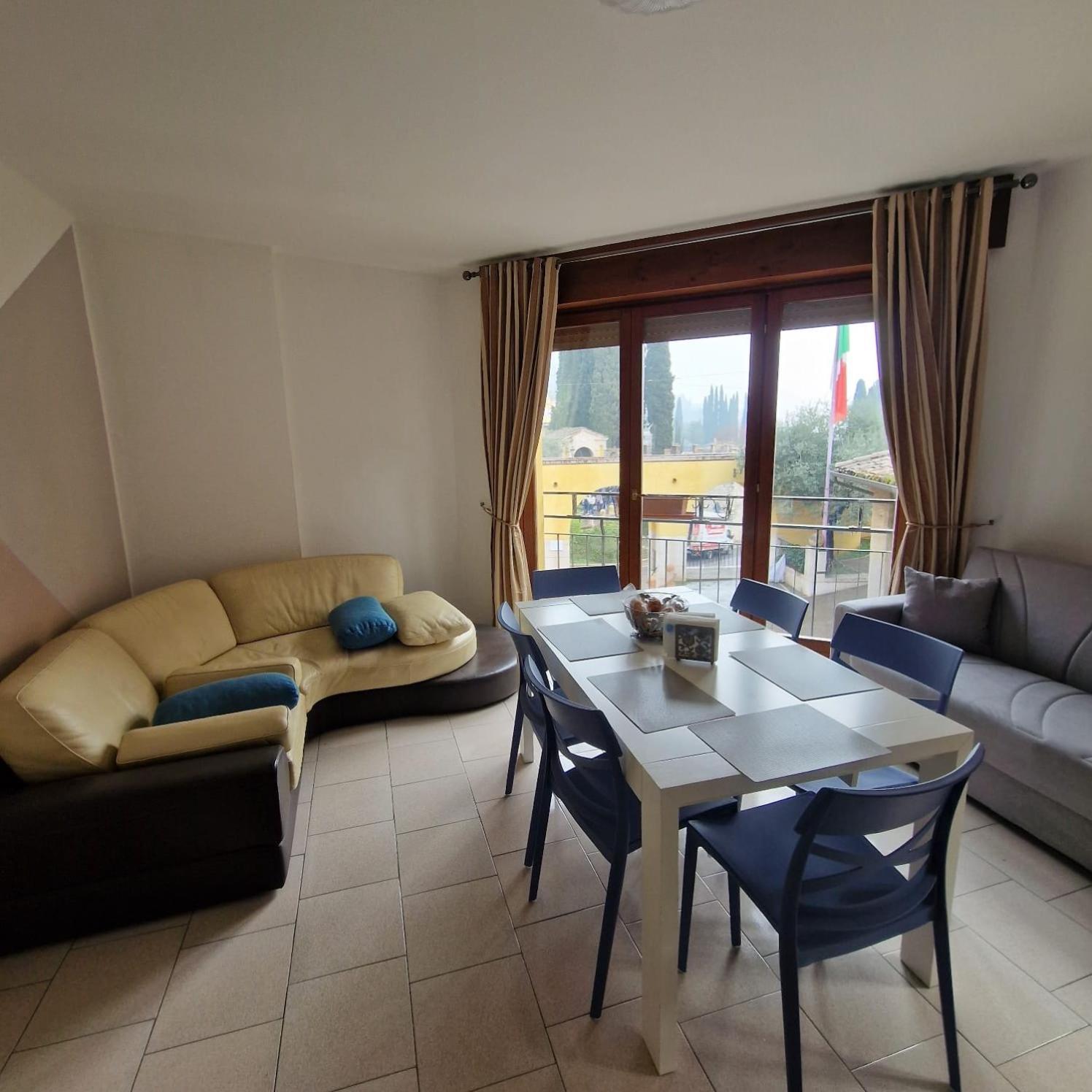 B&B Al Vittoriale Da Maja Gardone Riviera Exterior photo