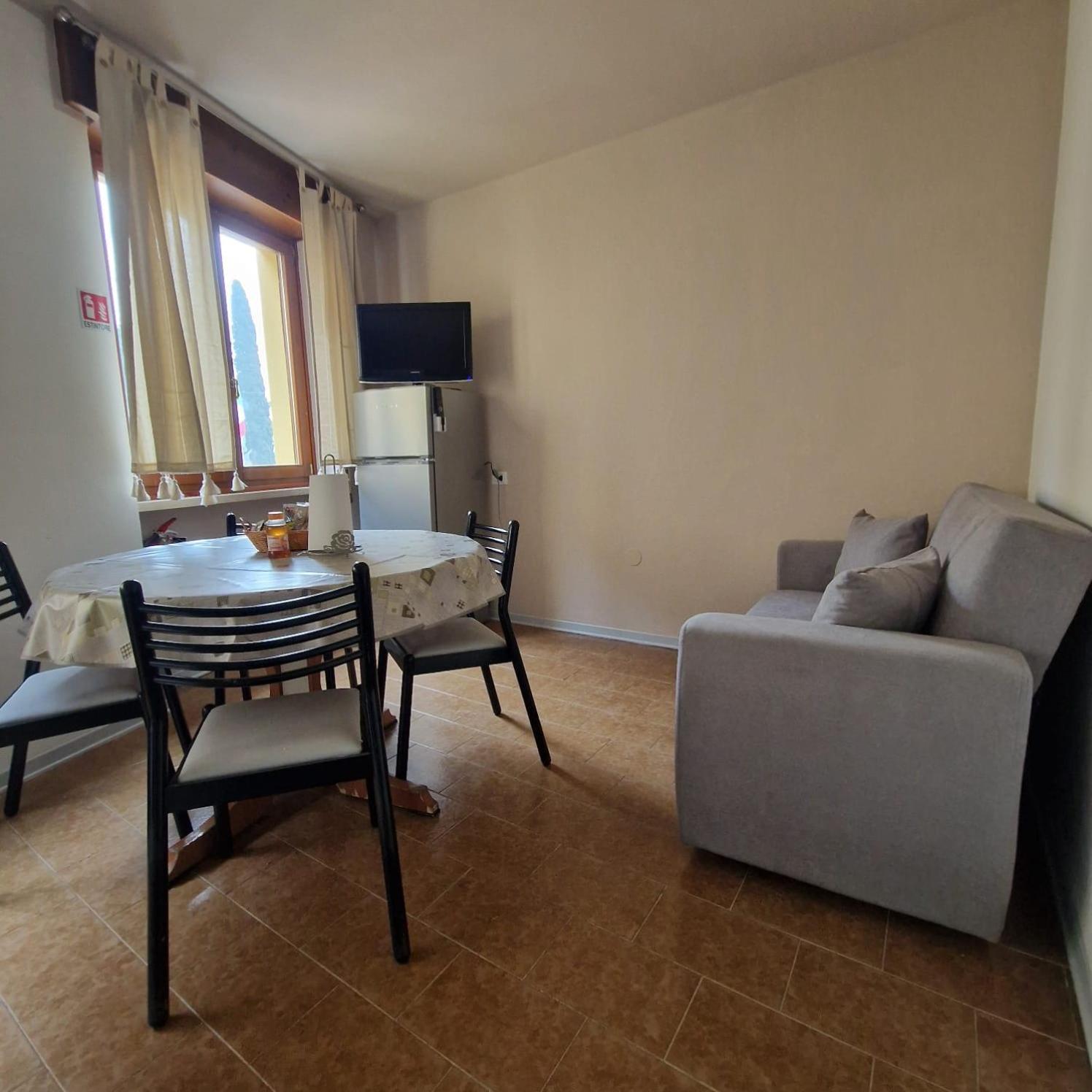 B&B Al Vittoriale Da Maja Gardone Riviera Exterior photo